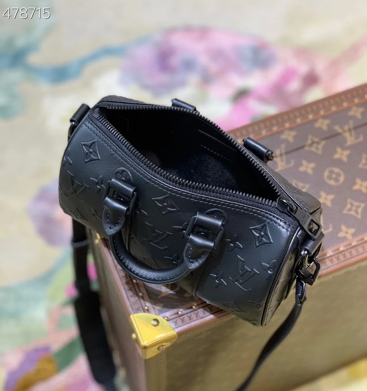 Louis Vuitton Keepall XS Monogram Seal Black Shoulder And Crossbody Bags / LV - Image 5