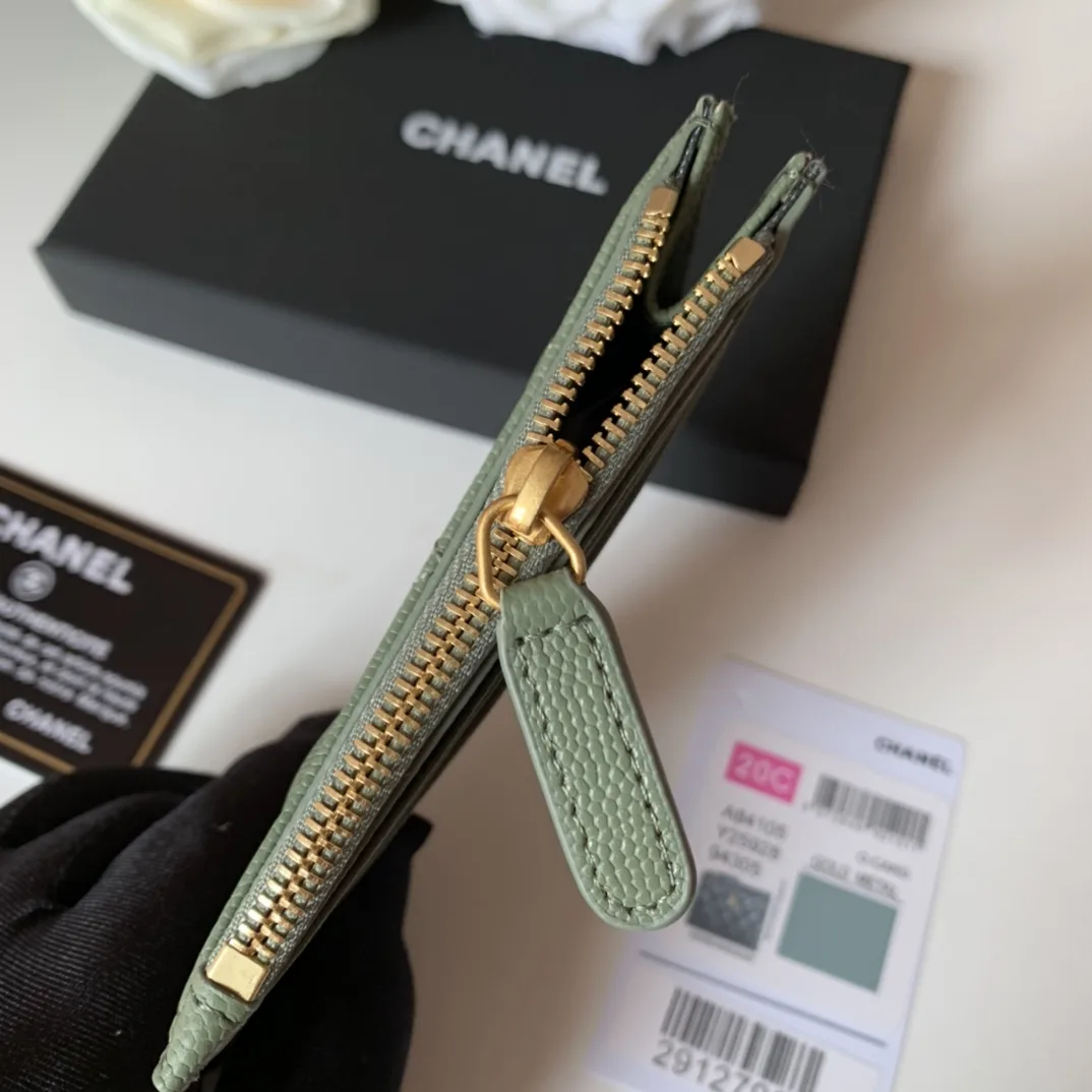 Chanel Flat Card Holder Olive Bag / - Image 5