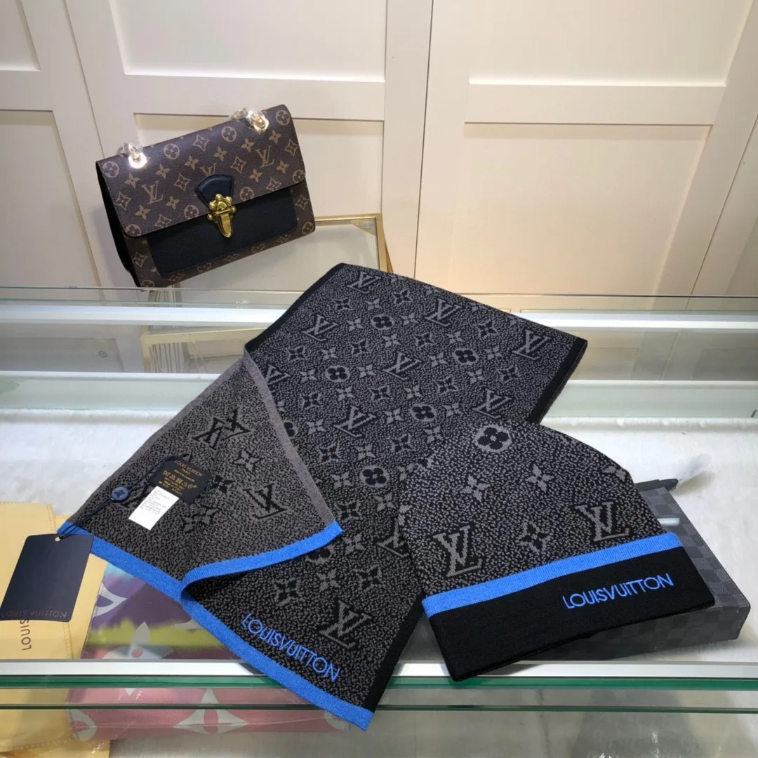 Louis Vuitton Beanie & Scarf Set In Black - Image 4