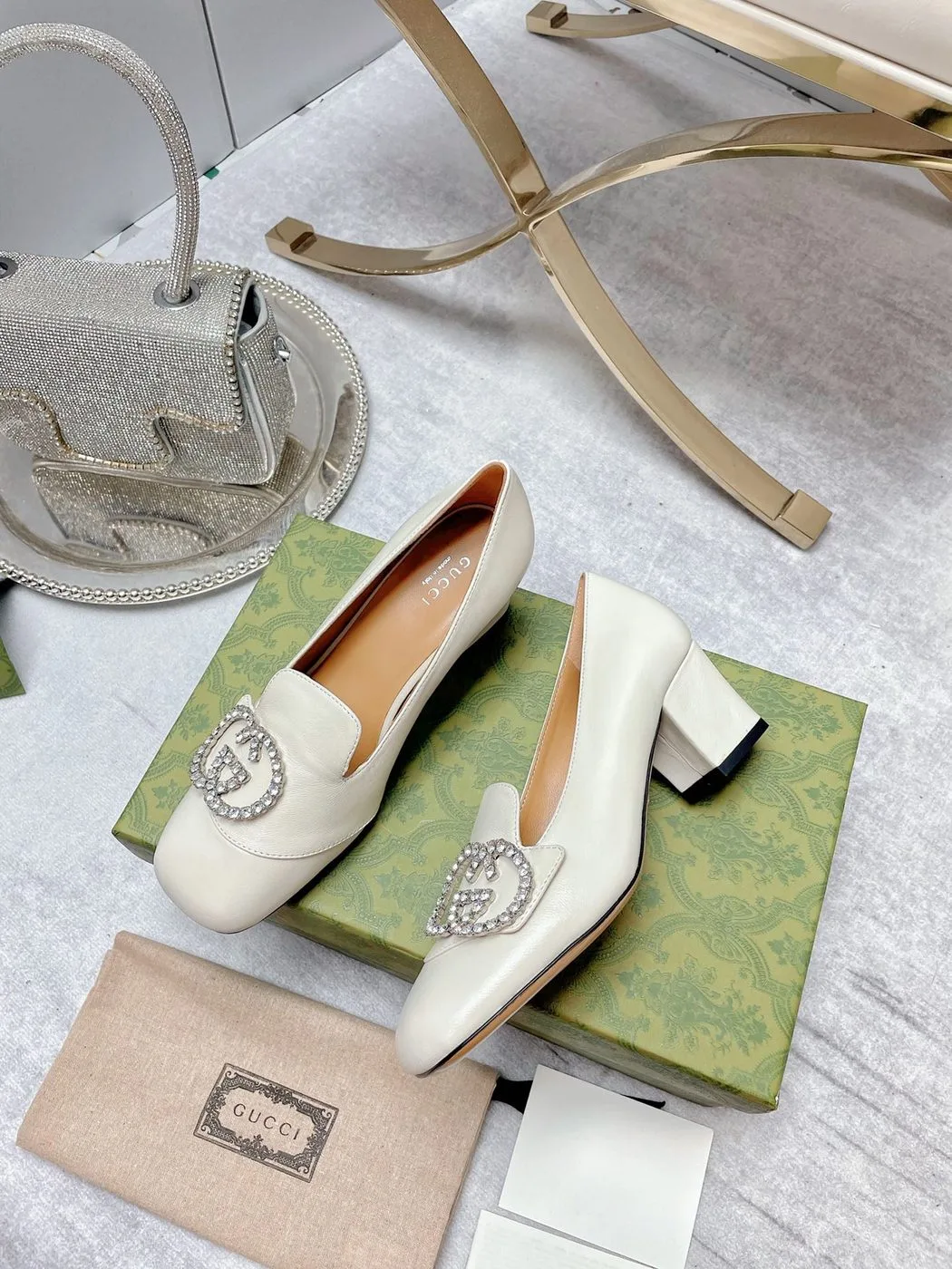 Gucci Women’s Mid-Heel Pump With GG Logo White - Image 3