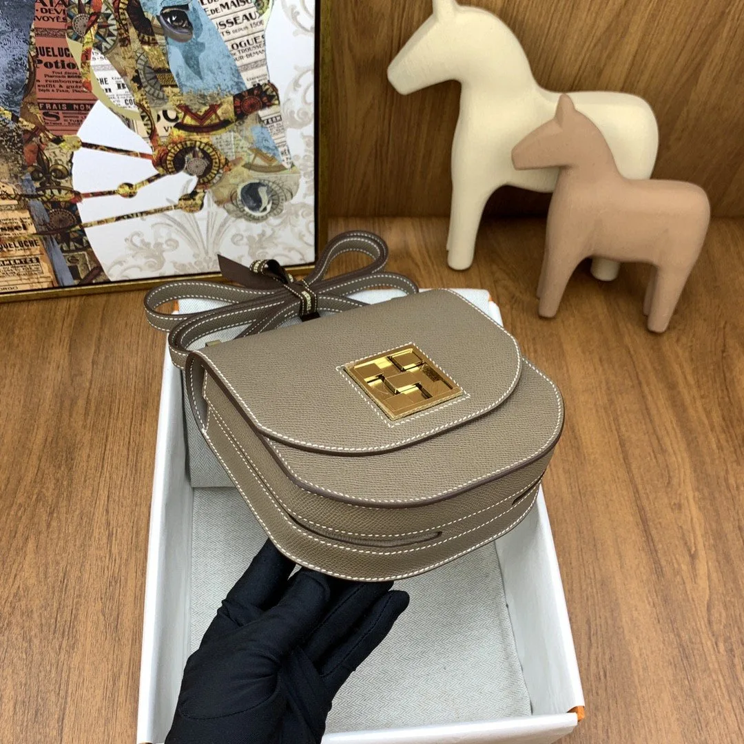 Hermes Mosaique 17 Grey, Gold Toned Hardware Bag - Image 9