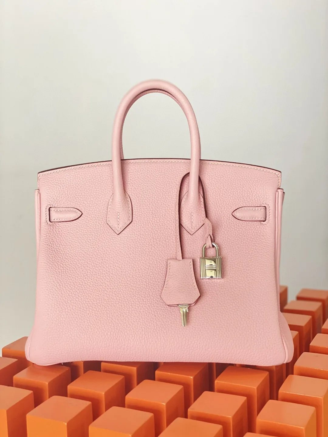 Hermes Birkin Top Handle Bag / Nata Togo Leather Pink Silver Hardware - Image 3