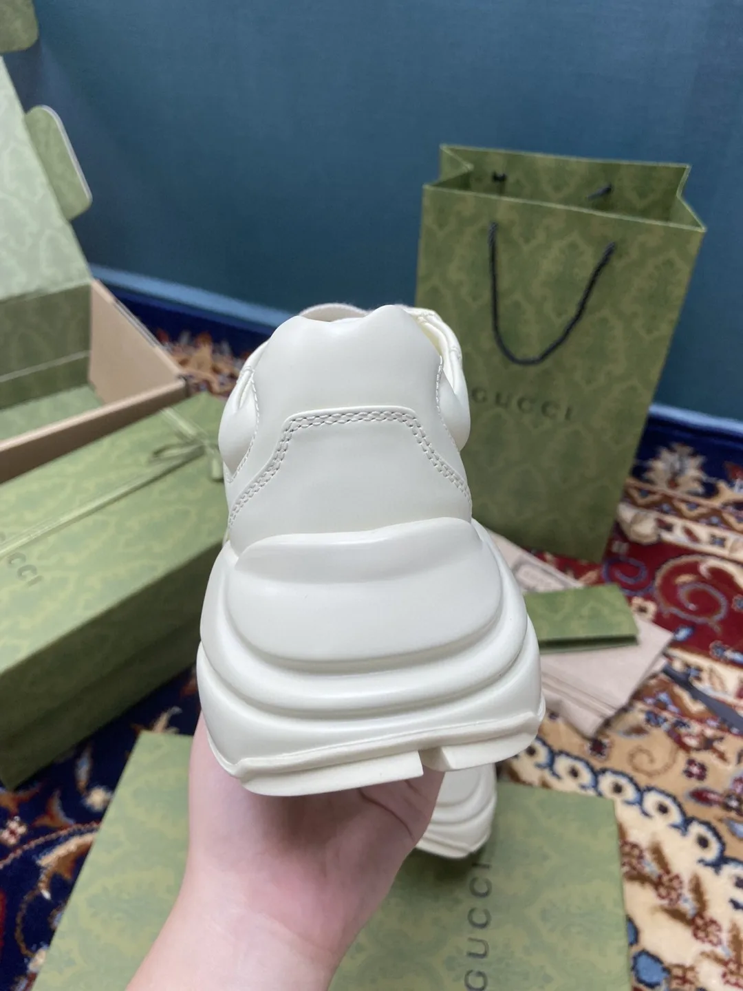 Disney x Gucci Rhyton Sneakers With Donald Duck White Ivory - Image 7