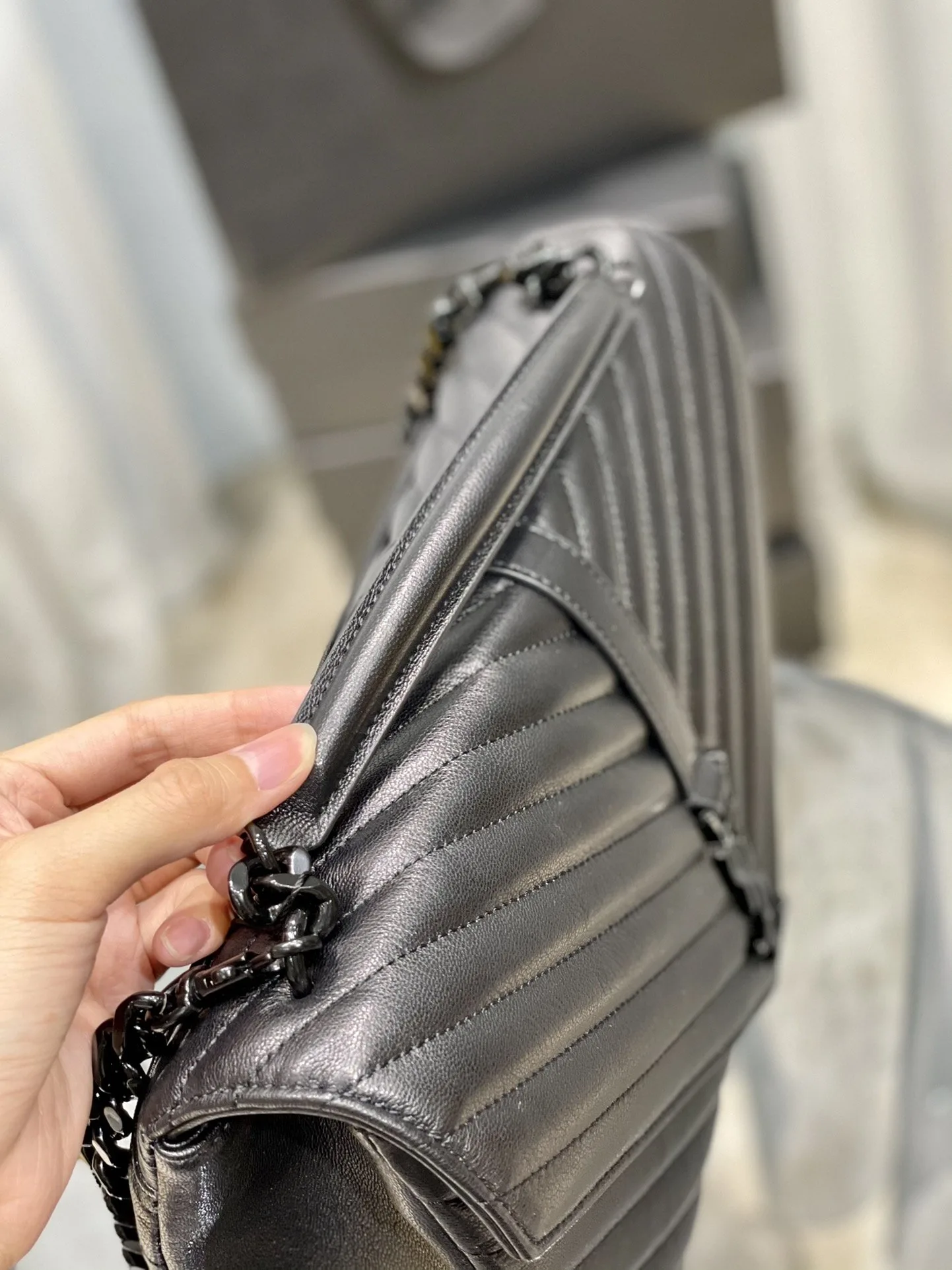 Saint Laurent College Large Chain Bag Black With Metal Toned Hardware / YSL - Image 6