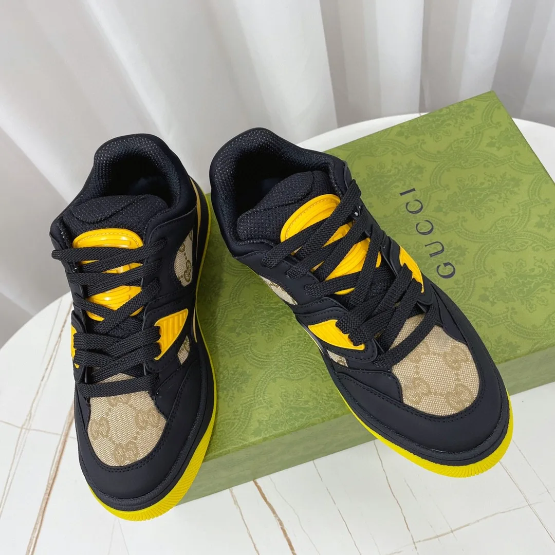 Gucci Mens GG