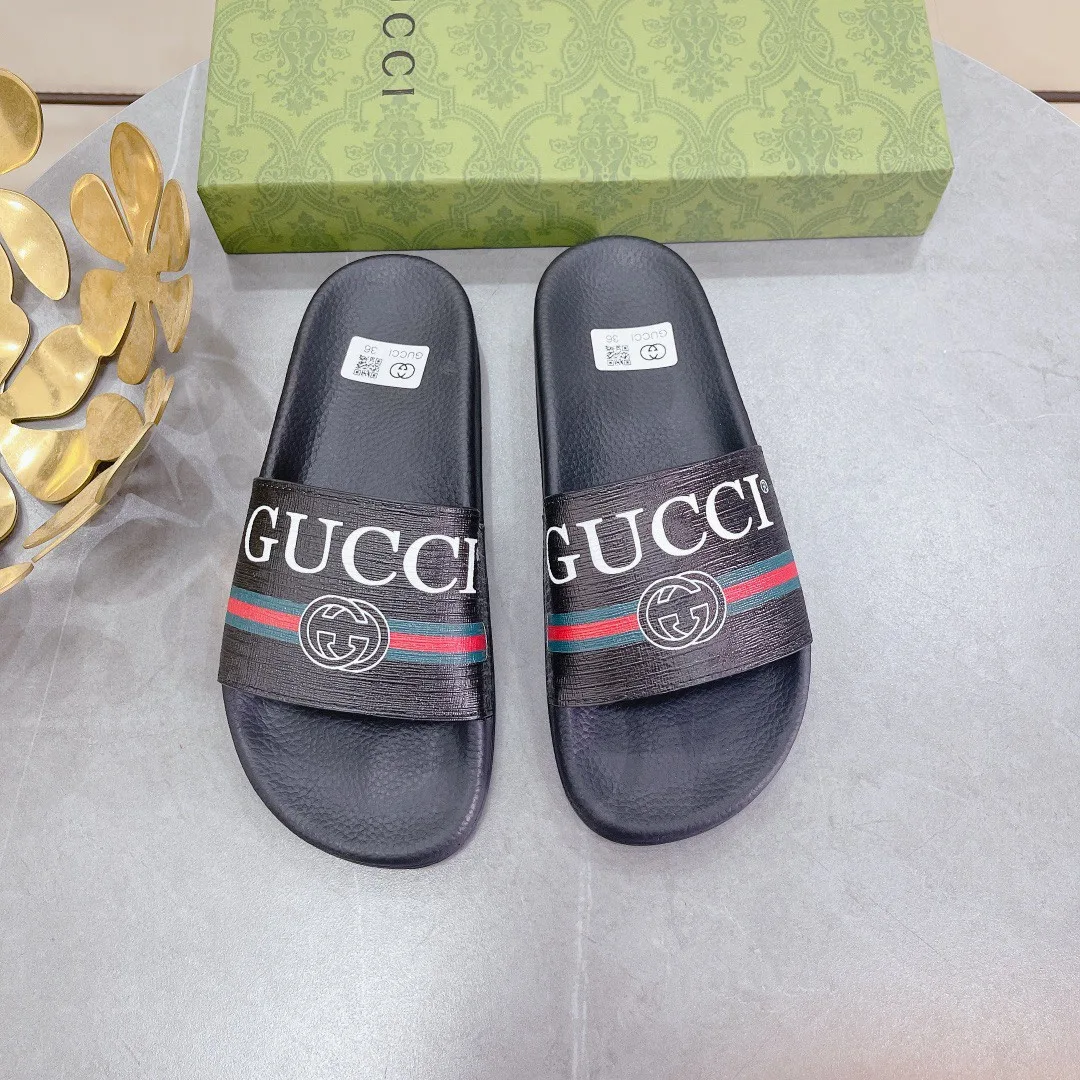 Gucci Women’s Logo