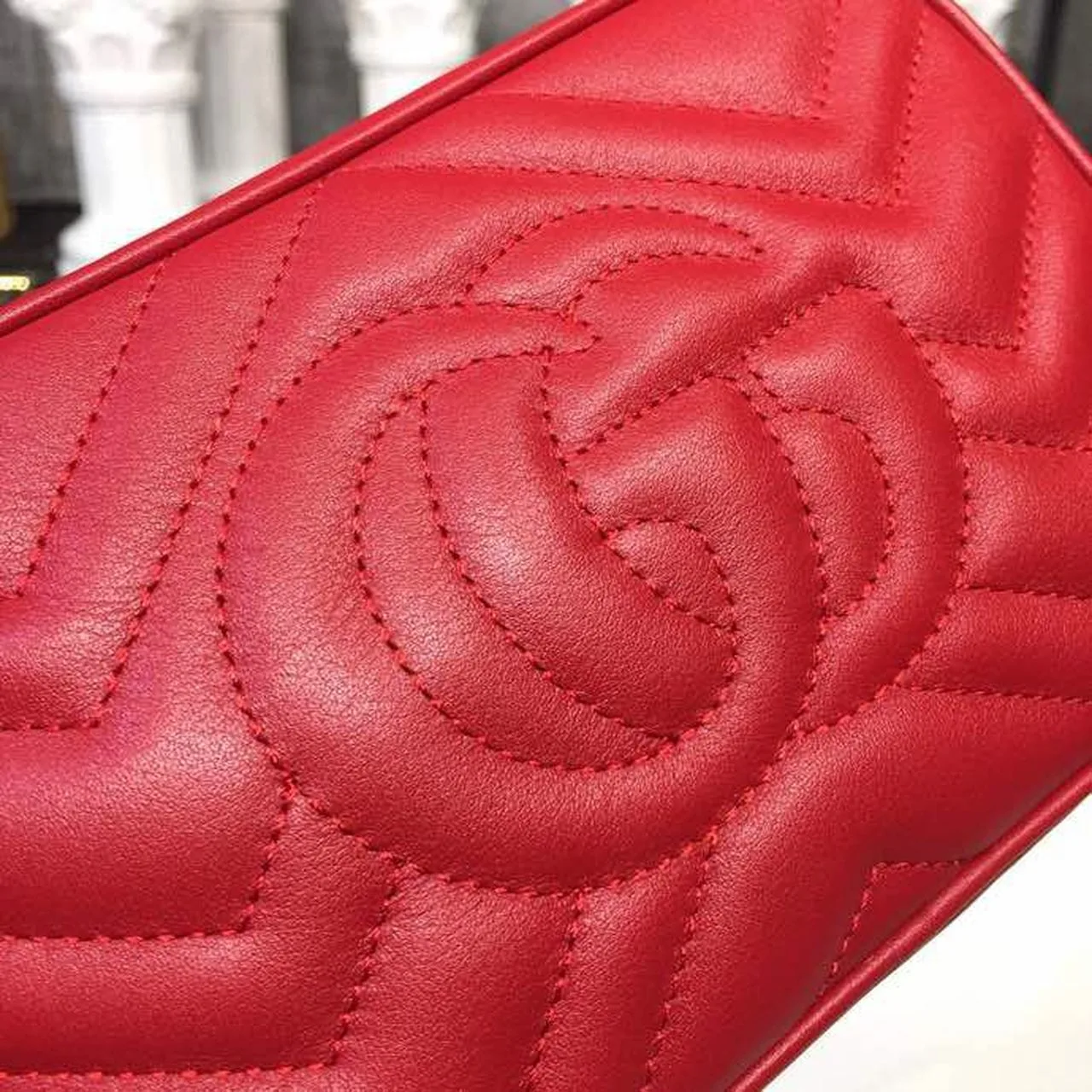 Gucci GG Marmont Matelassé Mini Bag Black Matelassé Chevron / - Image 8