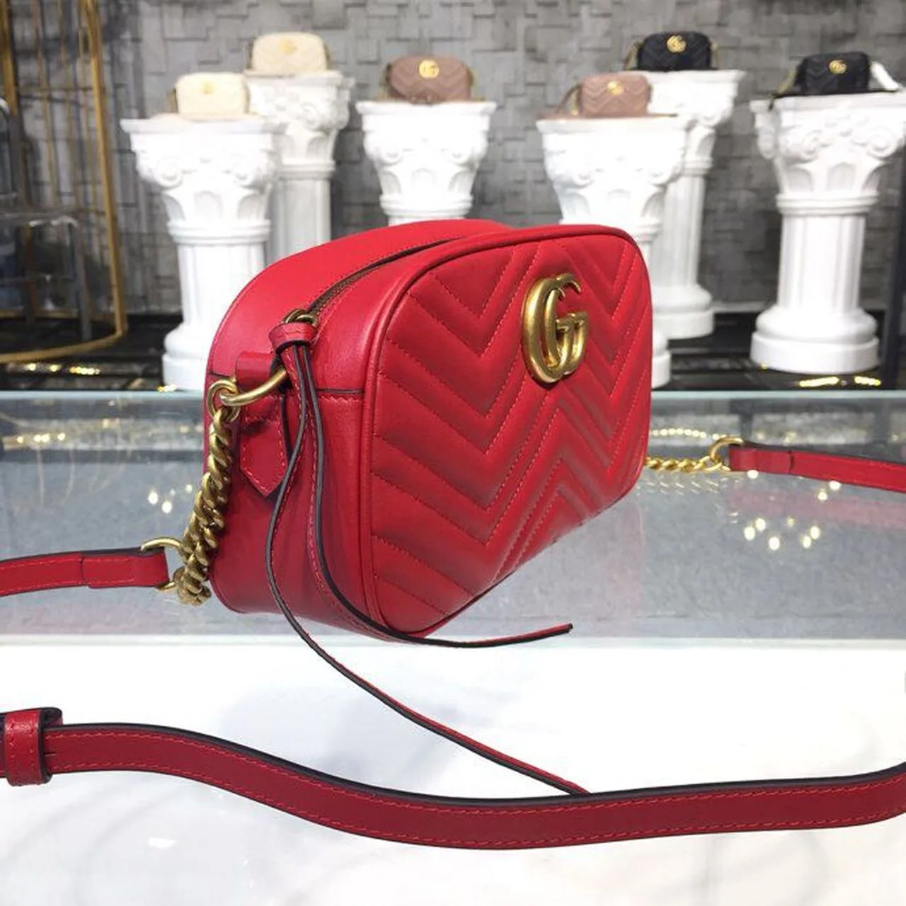 Gucci GG Marmont Small Matelassé Shoulder Bag Hibiscus Red Matelassé Chevron / - Image 3