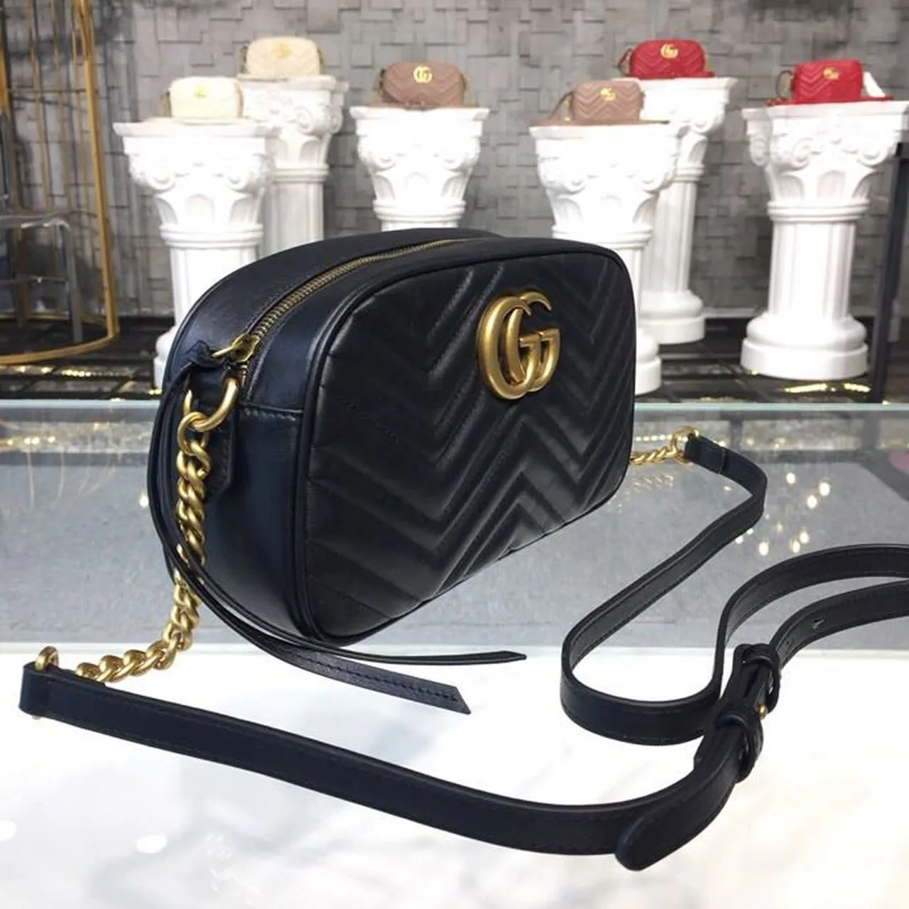 Gucci GG Marmont Small Matelassé Shoulder Bag Black Matelassé Chevron / - Image 3