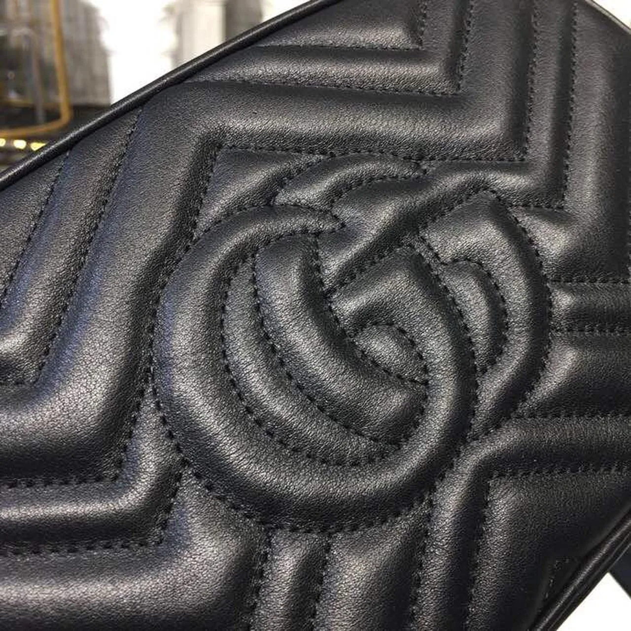 Gucci GG Marmont Small Matelassé Shoulder Bag Black Matelassé Chevron / - Image 9