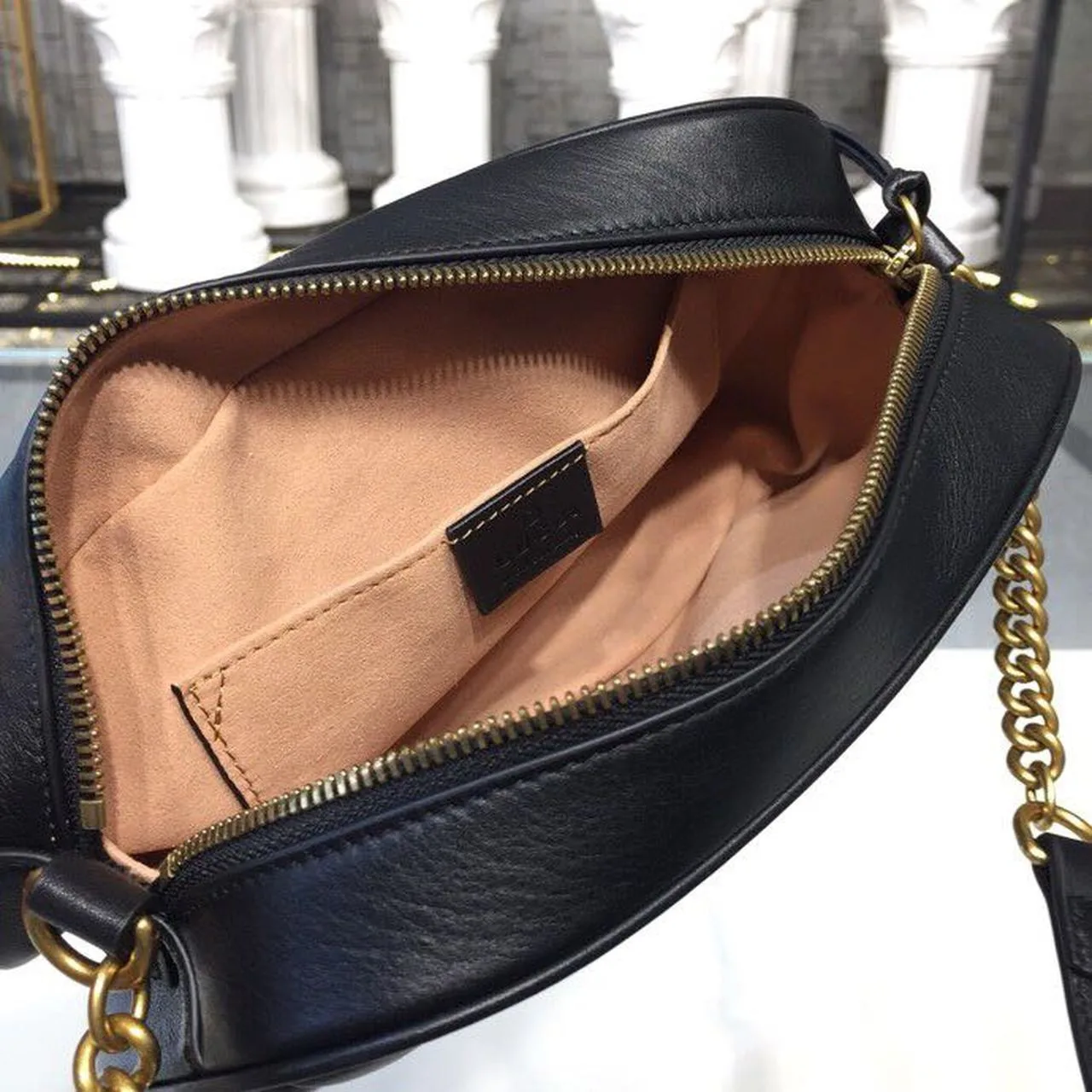 Gucci GG Marmont Small Matelassé Shoulder Bag Black Matelassé Chevron / - Image 7