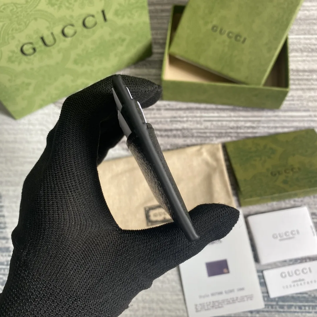 Gucci GG Marmont Card Case Black Gold Toned Hardware / - Image 5