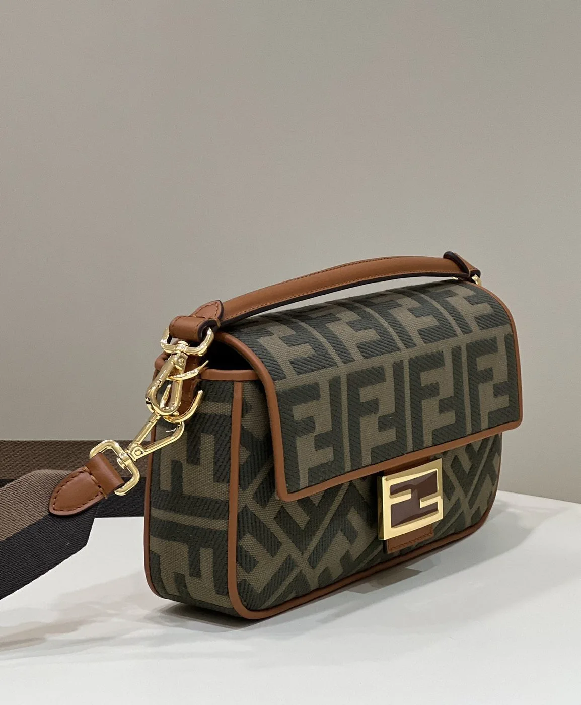 Alternative view of Fendi Baguette Khaki