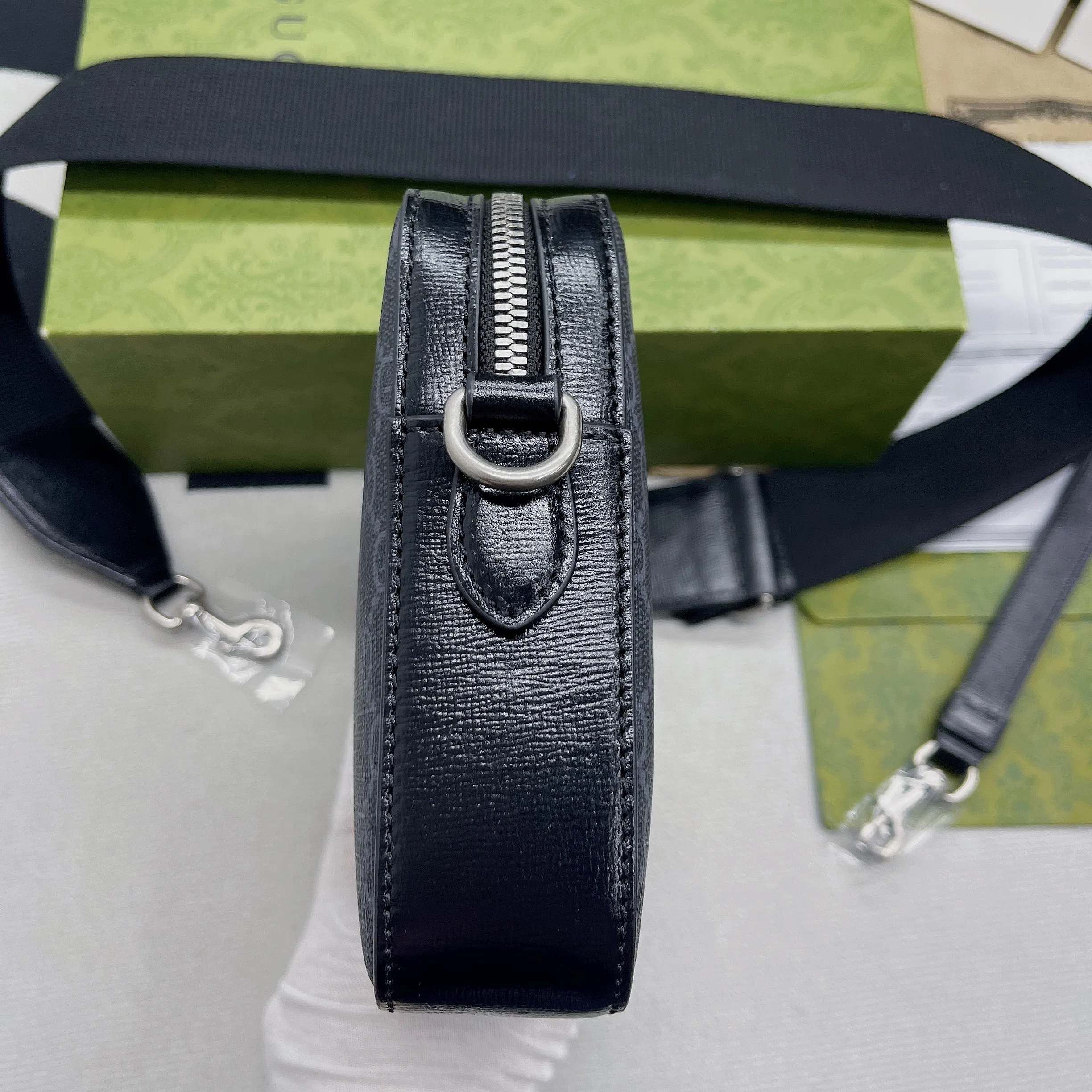 Gucci Shoulder Bag With Interlocking G Black GG Supreme Canvas / - Image 9