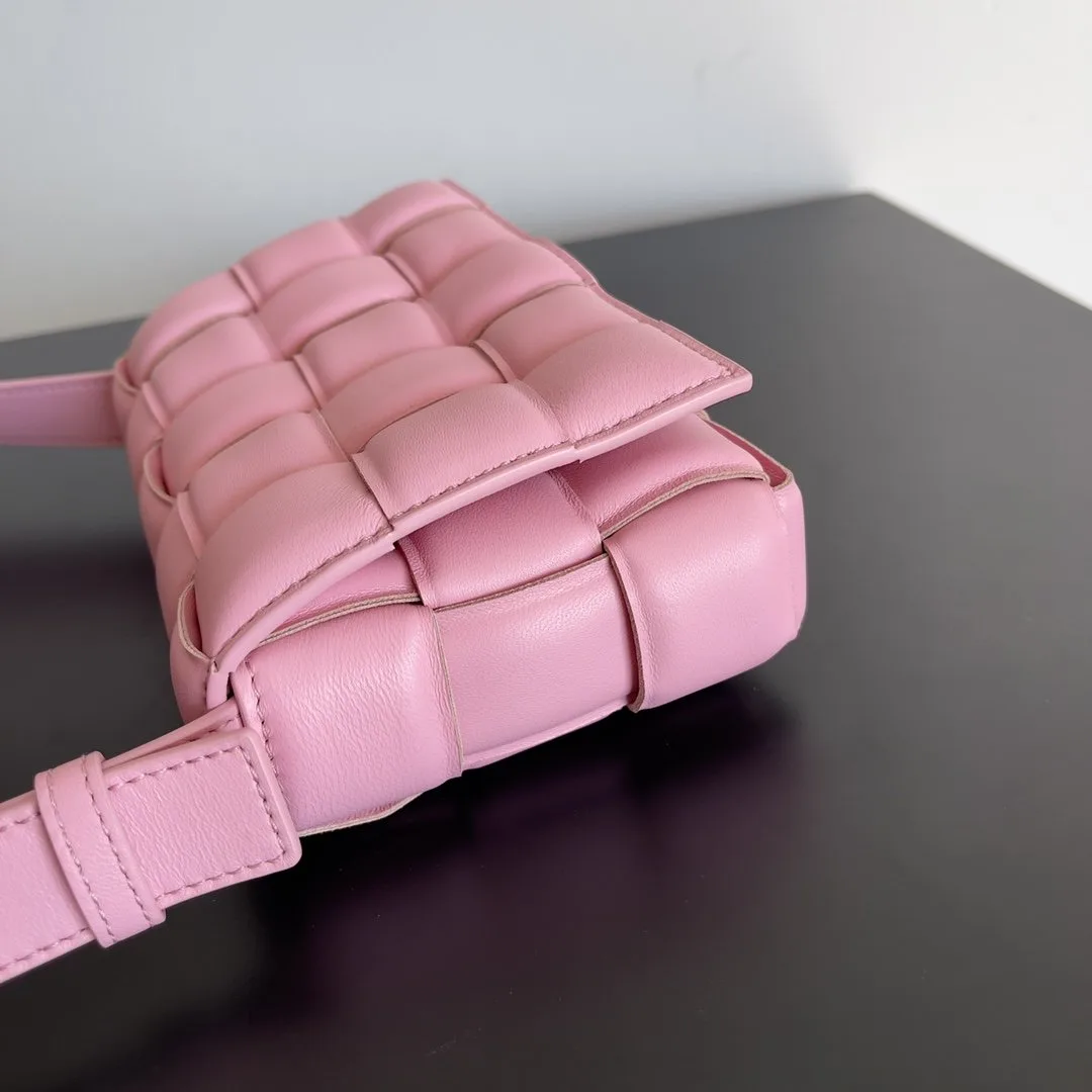 Bottega Veneta Small Padded Cassette Pink - Image 2