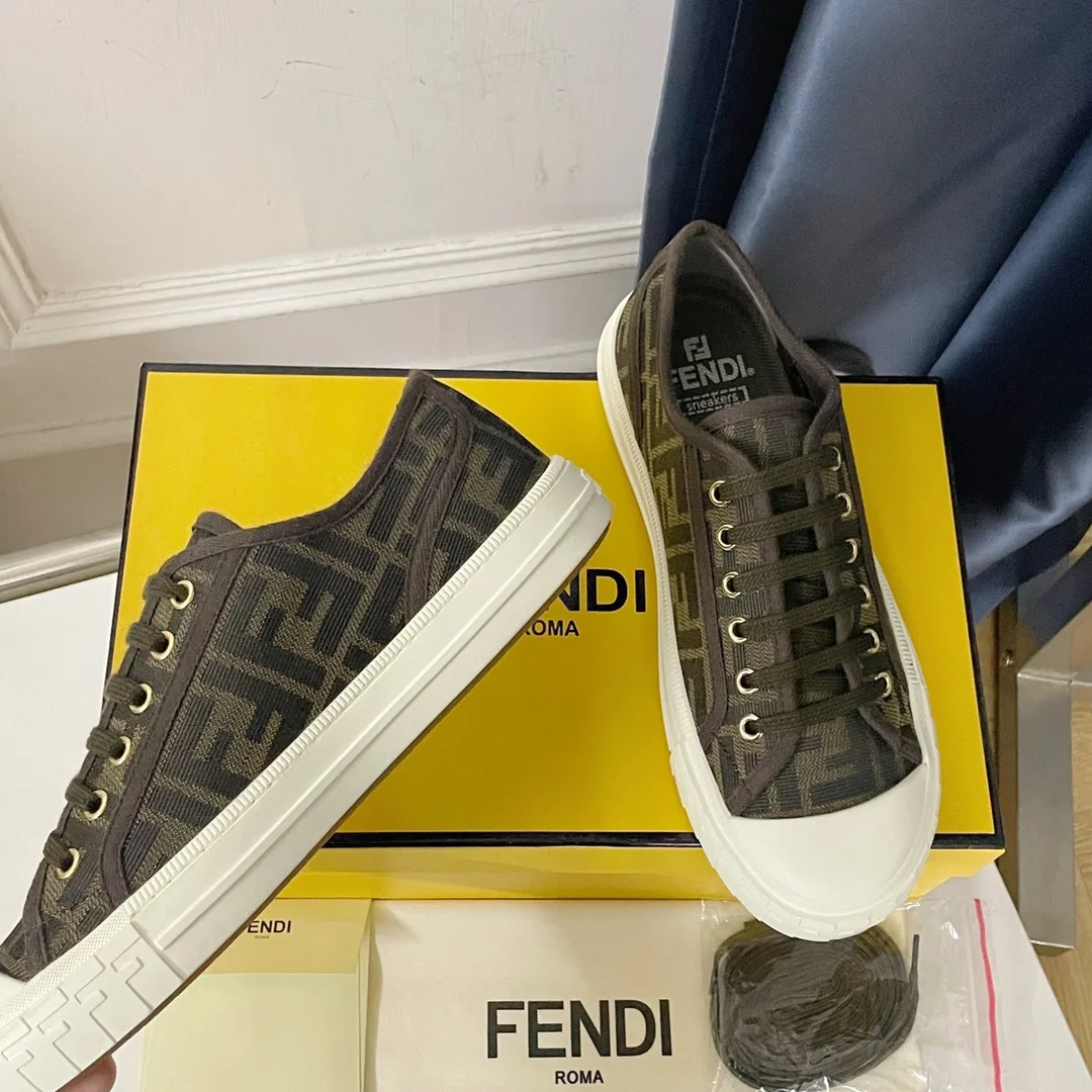 Fendi Domino White FF Fabric Low-Tops 8E8325AJZXF1GQF - Image 7