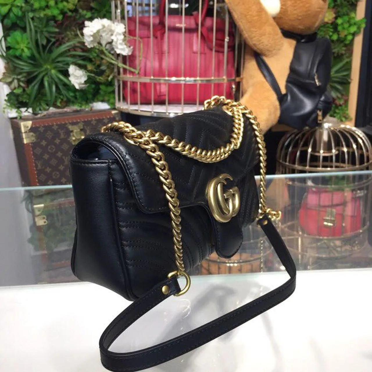 Gucci GG Marmont Small Matelassé Shoulder Bag Black / - Image 3