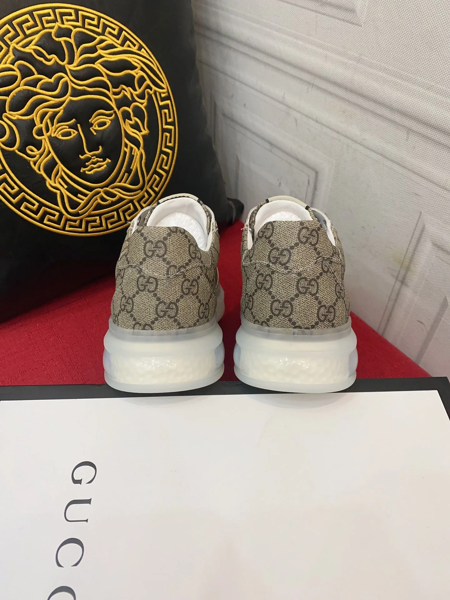 Gucci Men’s Sneaker With GG Gucci Print Brown And Gray - Image 5