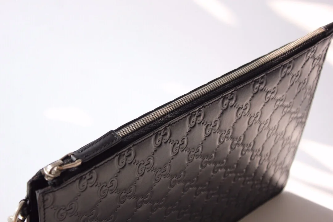 Gucci Microguccissima Pouch Black , Men’s Pouch / - Image 5