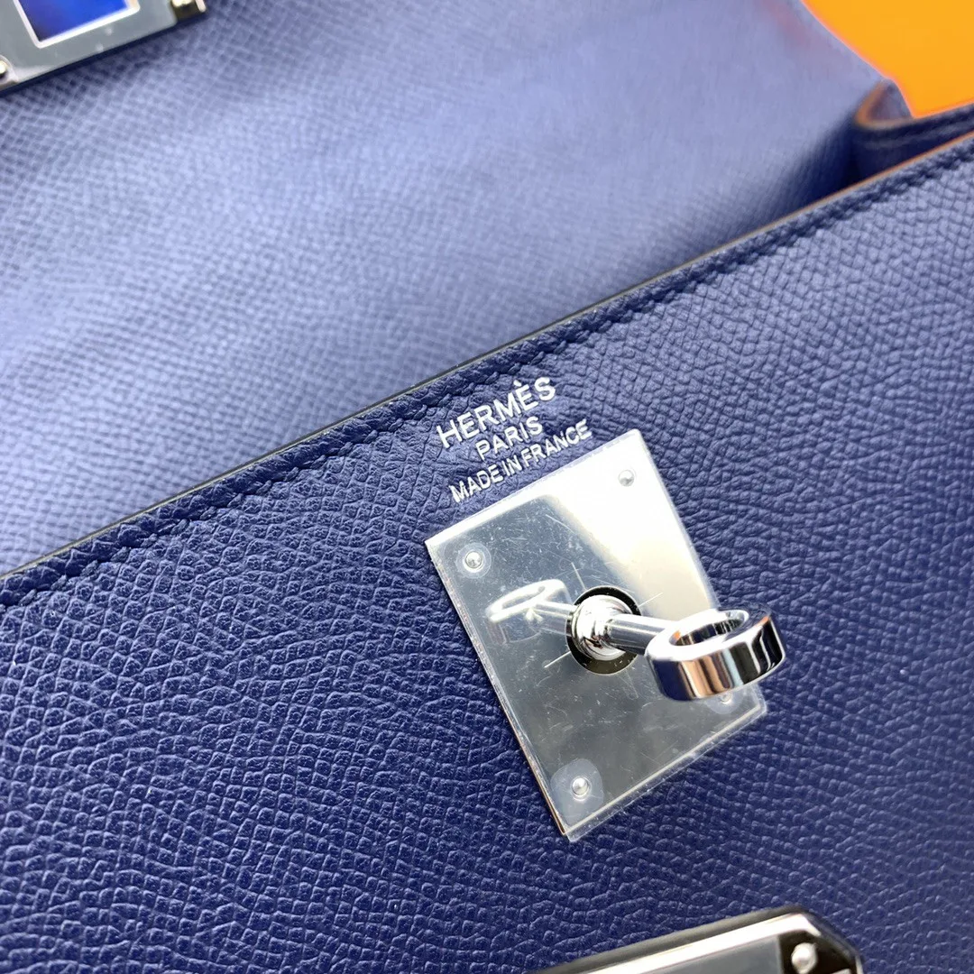 Hermes Kelly 28 Sellier Epsom Blue Bag - Image 2