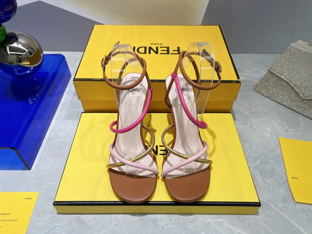 Fendi First Pink