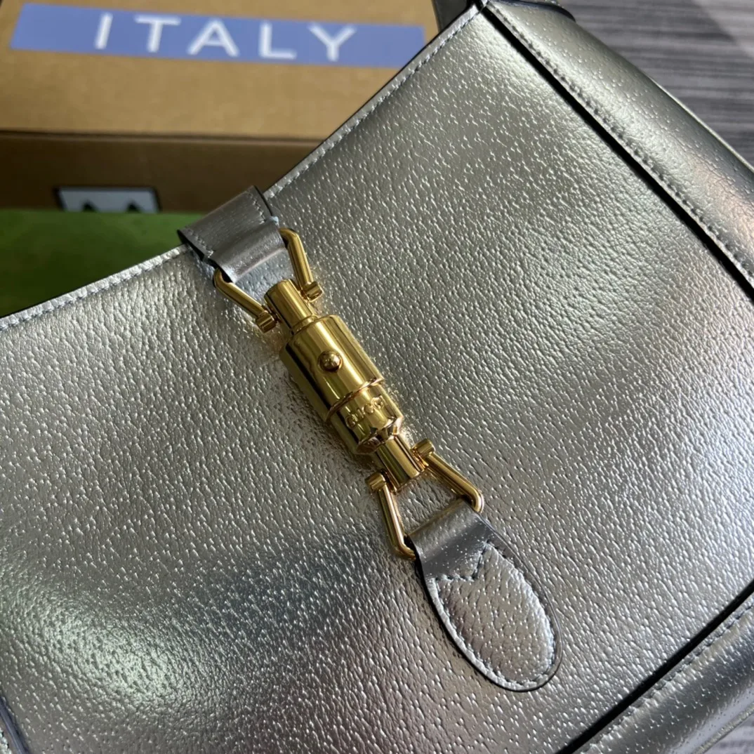 Gucci Jackie 1961 Medium Shoulder Bag Silver - Image 7