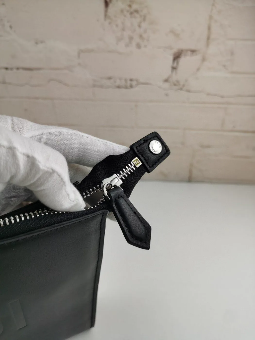 Fendi Flat Pouch In Black / FF 7VA491AFBFF0GXN - Image 8