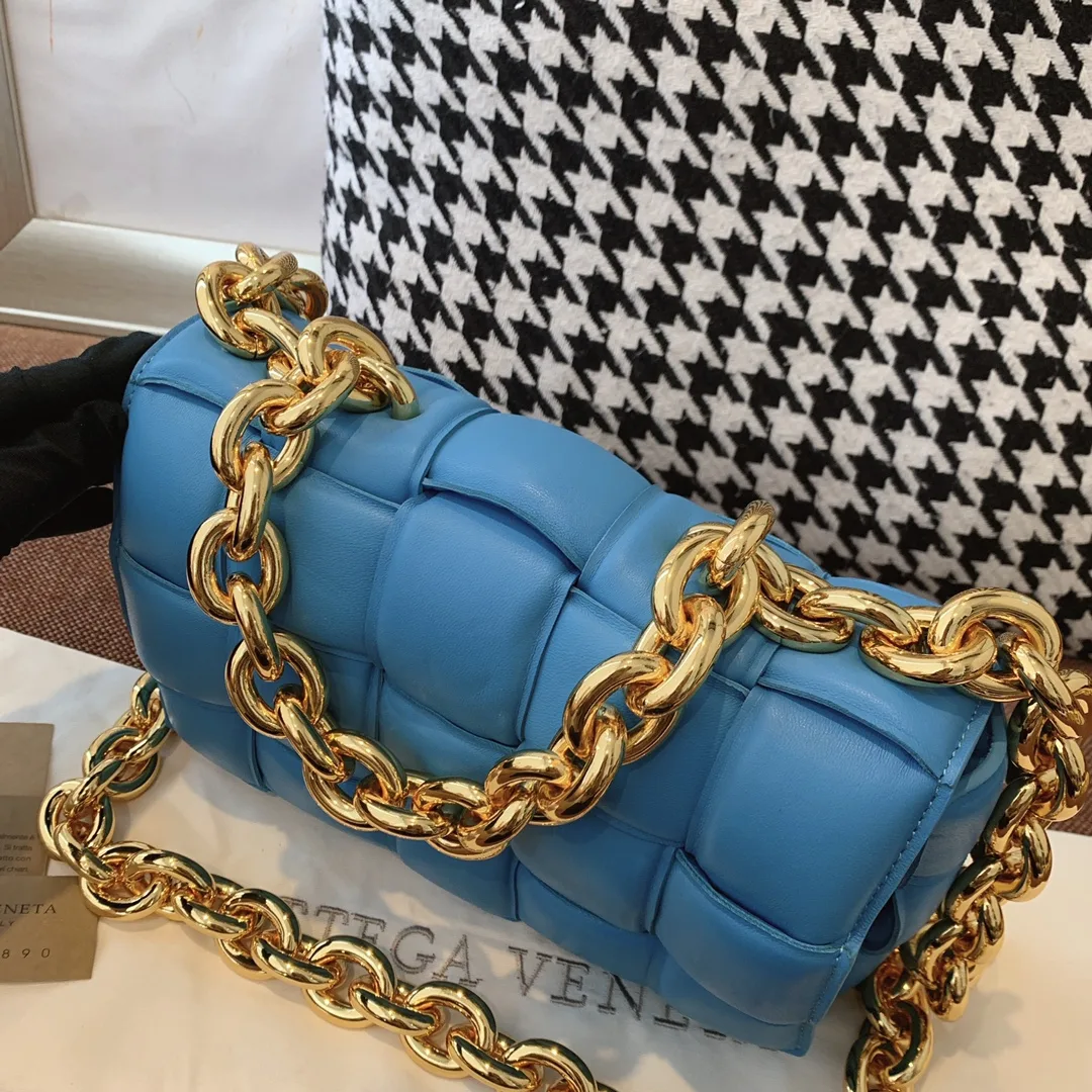 Bottega Veneta Chain Cassette Blue - Image 4
