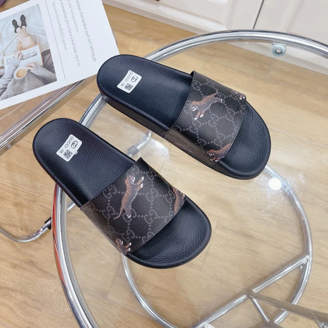 Alternative view of Gucci Women’s GG Supreme Slide Tiger Black