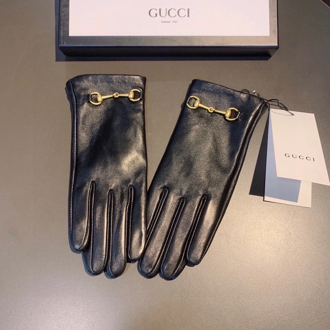 Gucci Gloves With Hoursebit In Black - Image 8