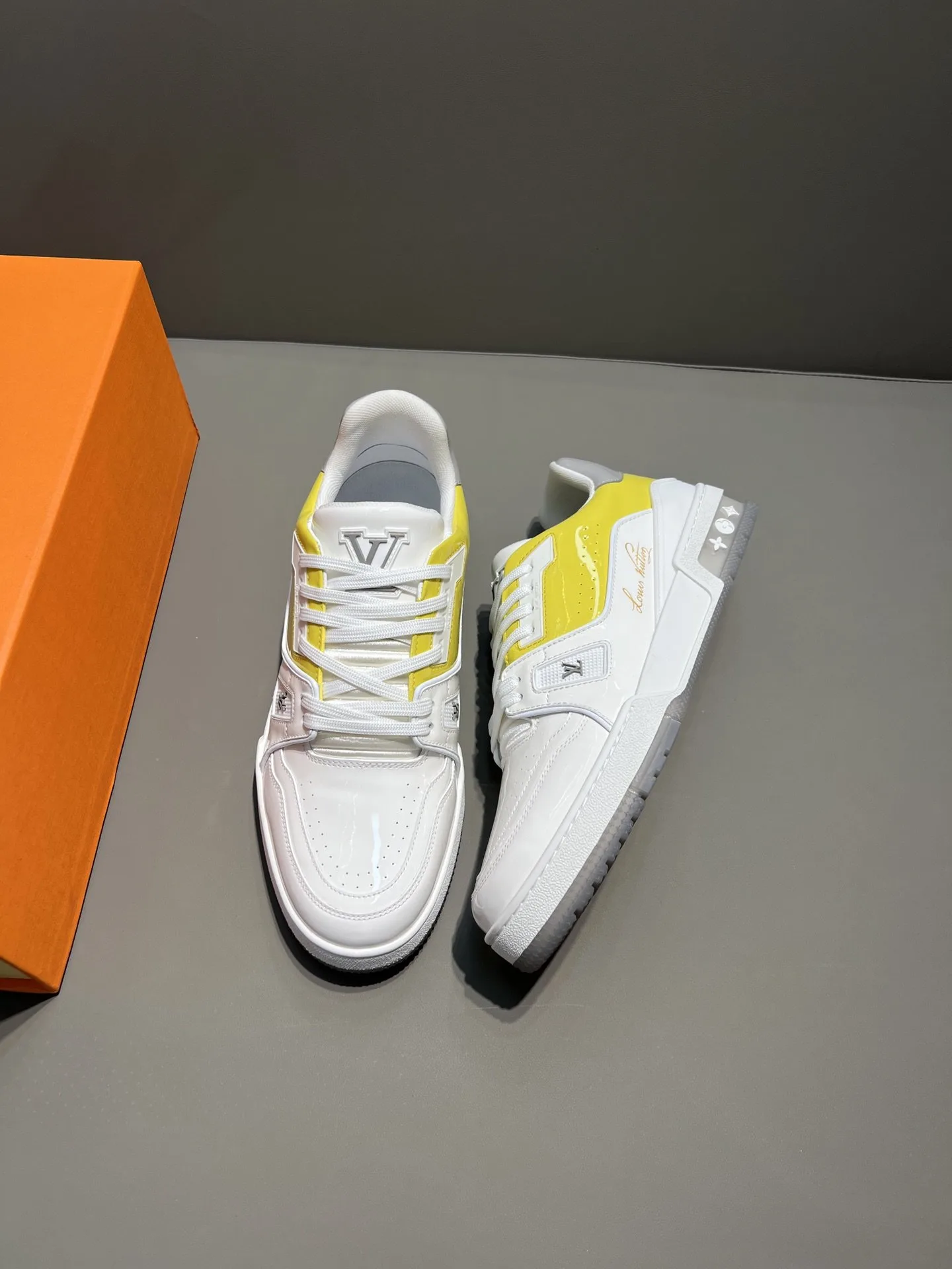 Louis Vuitton Trainer Sneaker White/Yellow Virgil Abloh - Image 7