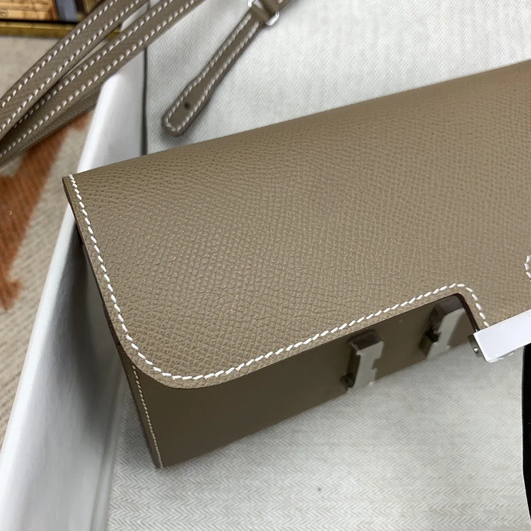 Hermes Constance Long Togo Wallet Brown, Silver Toned Hardware Bag - Image 4