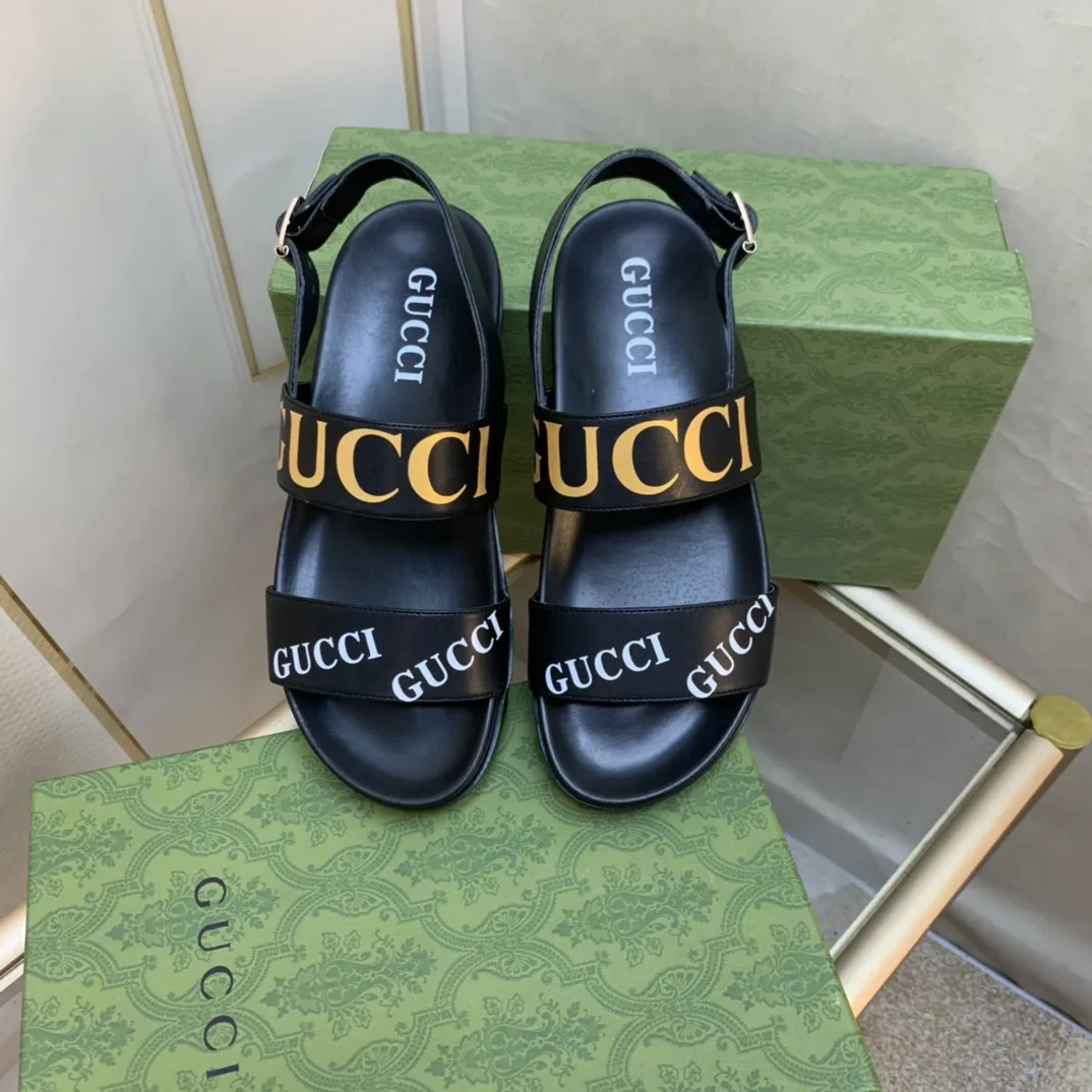 Gucci Women’s Tiger And Buckle Sandal Black - Image 3