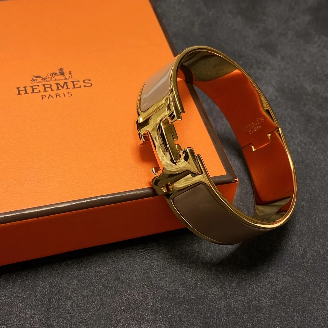 Hermes Clic H Bracelet Gold Hardware - Image 2
