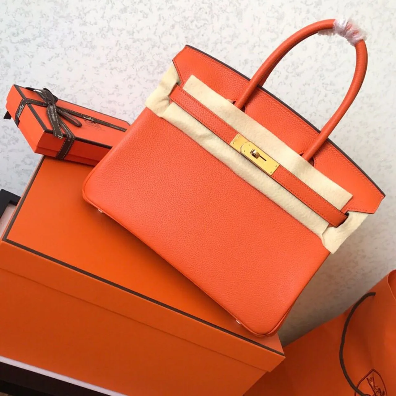Alternative view of Hermes Birkin Top Handle Bag / Electric Blue Gold Hardware