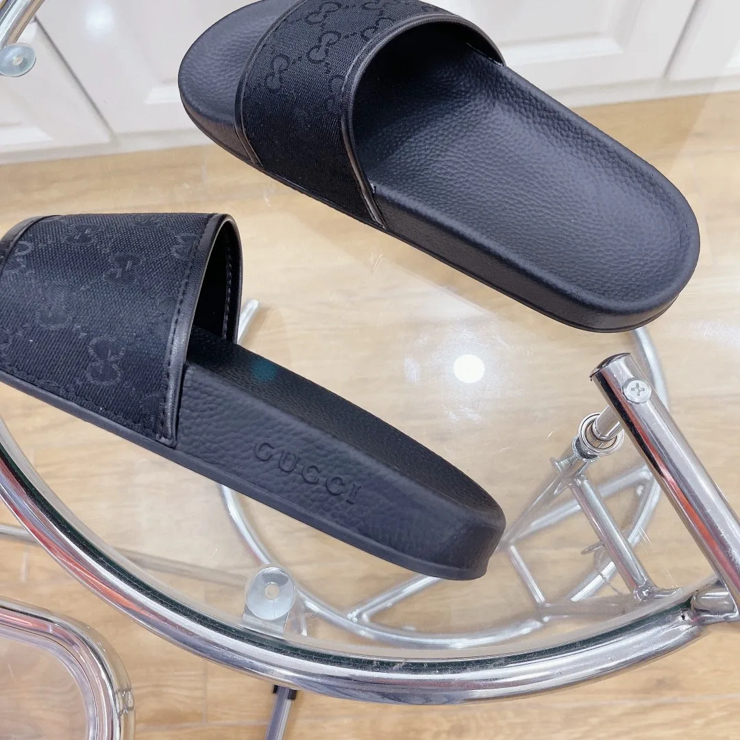 Alternative view of Gucci Women’s GG Slide Sandal Black