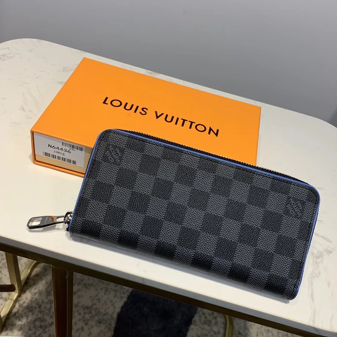 Louis Vuitton Zippy