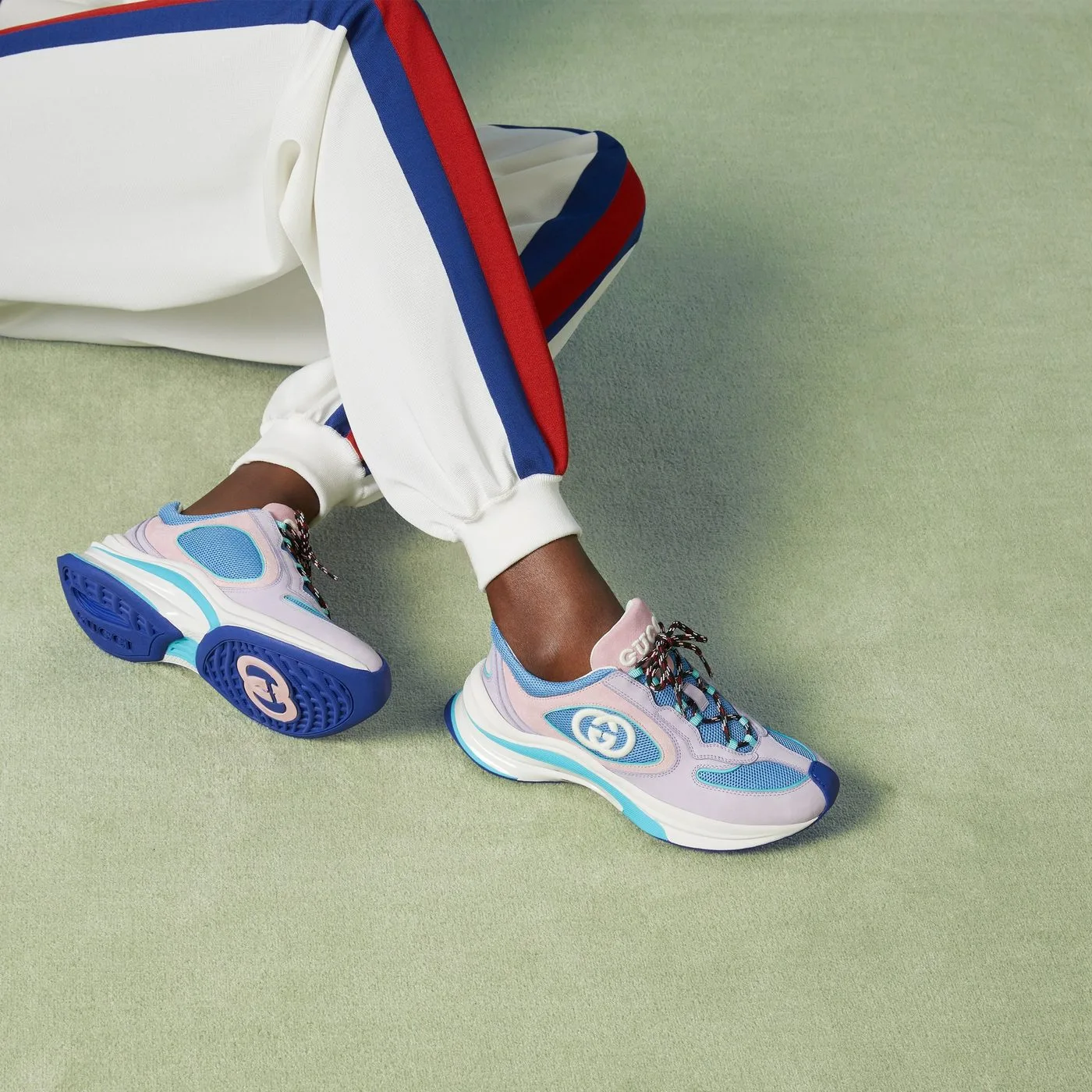 Gucci Women’s Gucci Run Sneaker Lilac - Image 5