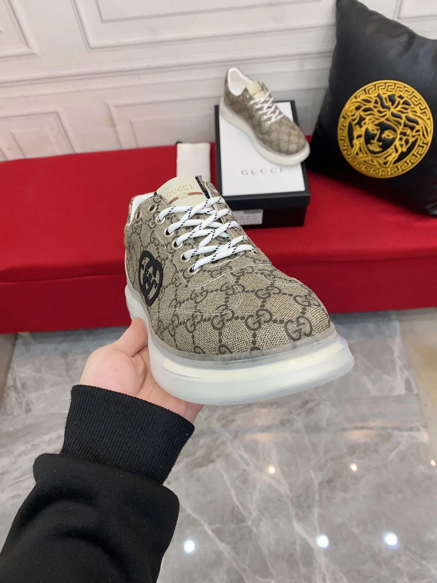 Gucci Men’s Sneaker With GG Gucci Print Brown And Gray - Image 6