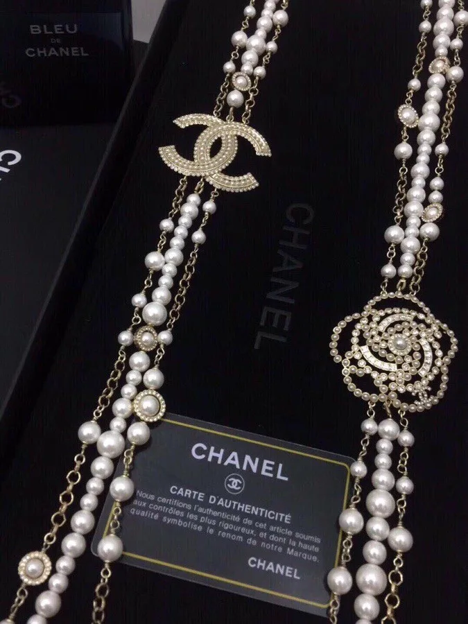 Chanel Multilayered Pearl And Camellia Long Necklace Gold Hardware - Image 5