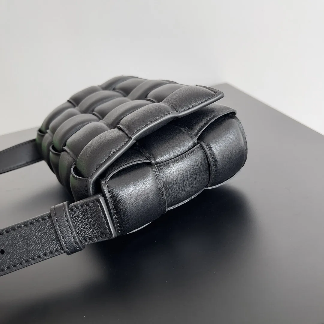 Bottega Veneta Small Padded Cassette Black - Image 3