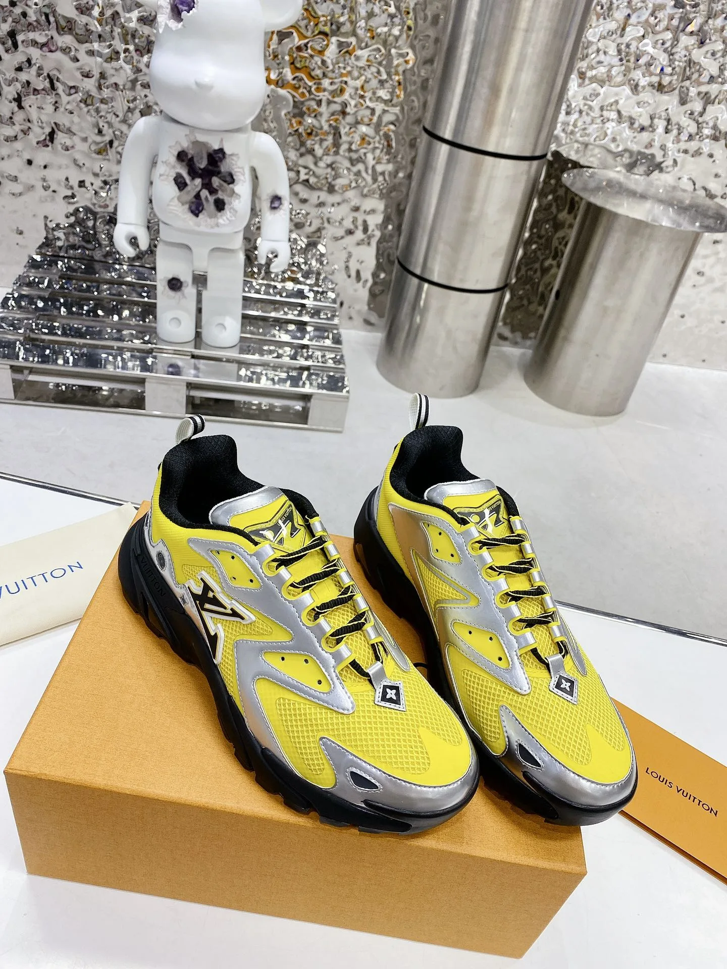 Louis Vuitton Men’s LV Runner Tatic Sneaker Yellow - Image 4