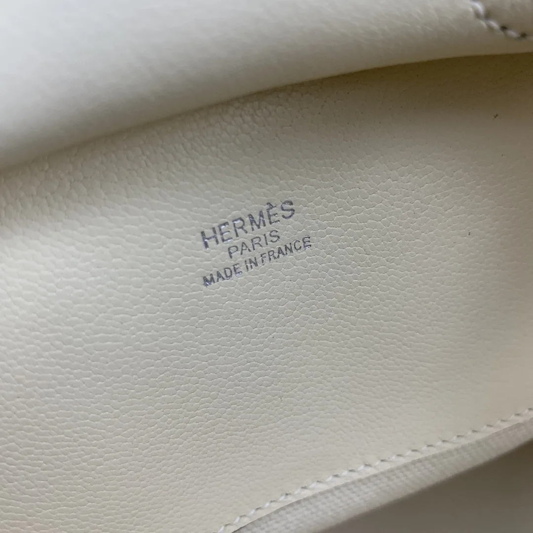 Hermes Birkin Cargo 25 Top Handle Bag / White Silver Hardware - Image 9