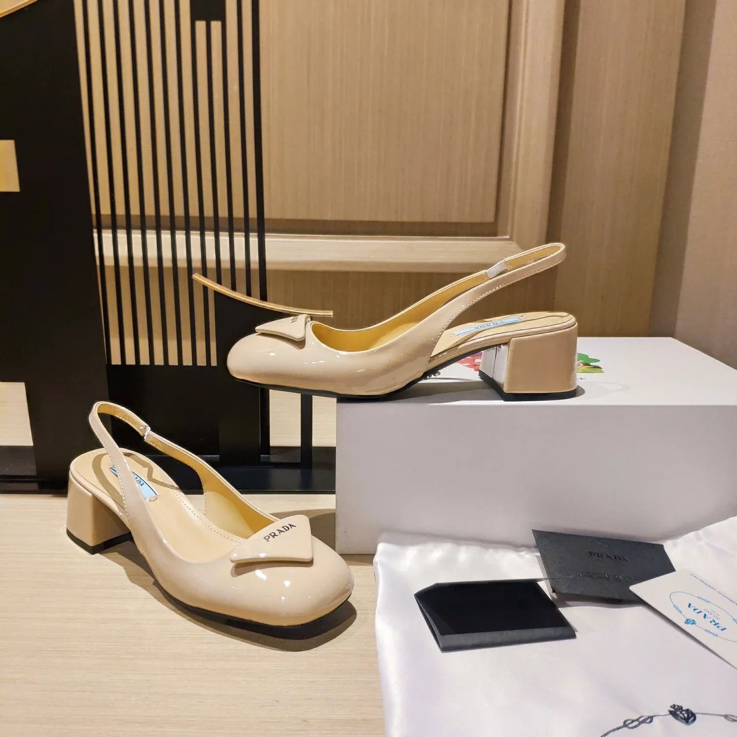 Prada Patent Slingback Pumps Beige / - Image 7