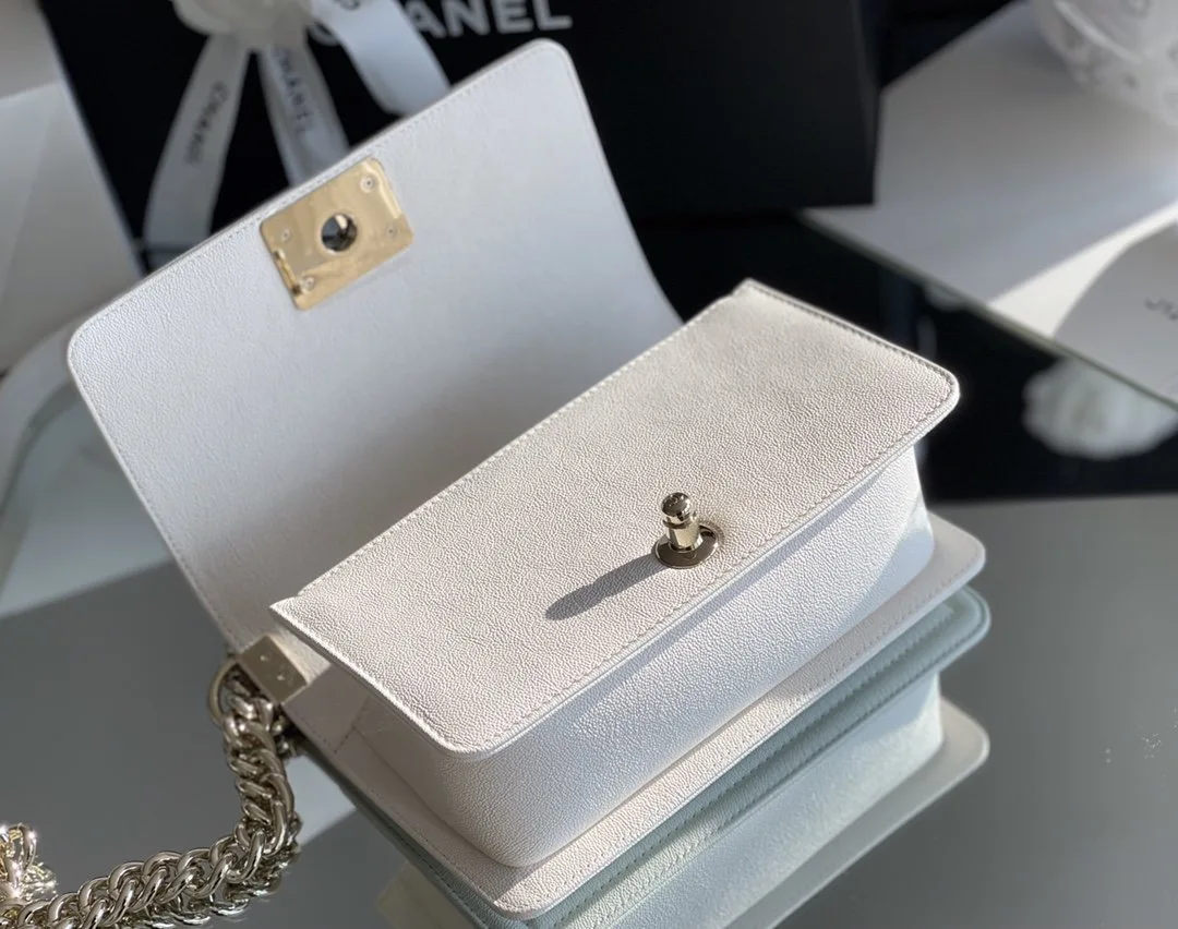 Alternative view of Chanel Mini Boy Flapbag White /