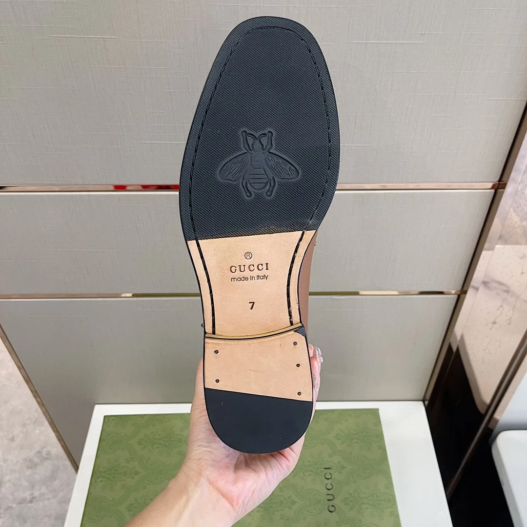 Alternative view of Gucci Men’s Horsebit Loafer Brown
