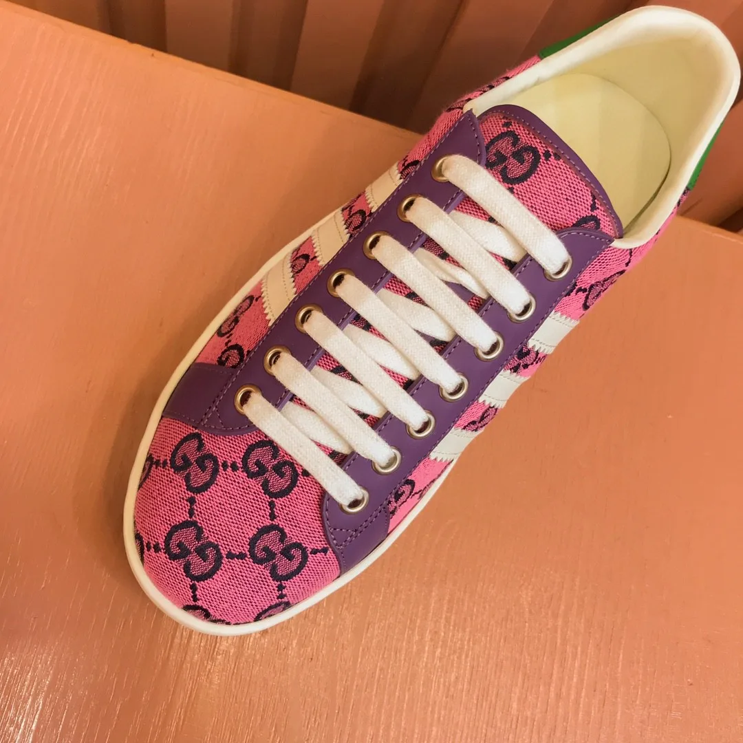 Gucci x Adidas Men’s With GG Sneakers Pink - Image 7