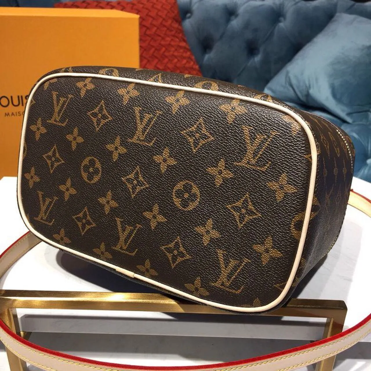 Louis Vuitton Nice BB Vanity Case / Brown Monogram Gold Hardware - Image 7