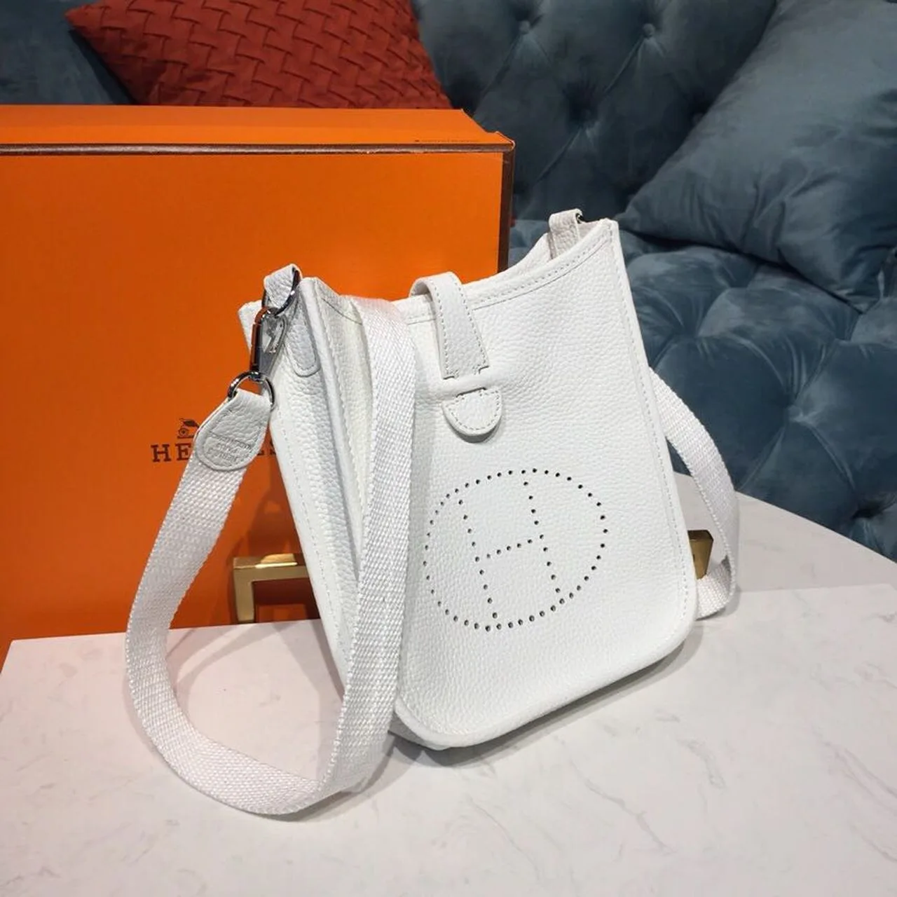 Hermes Evelyne II TPM Bag White Silver Toned Hardware / - Image 3