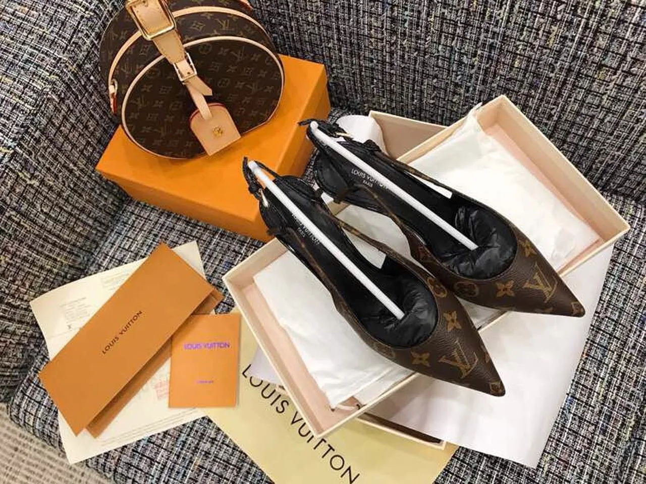 Alternative view of Louis Vuitton Chérie Slingback Pump 1A5BPP Brown